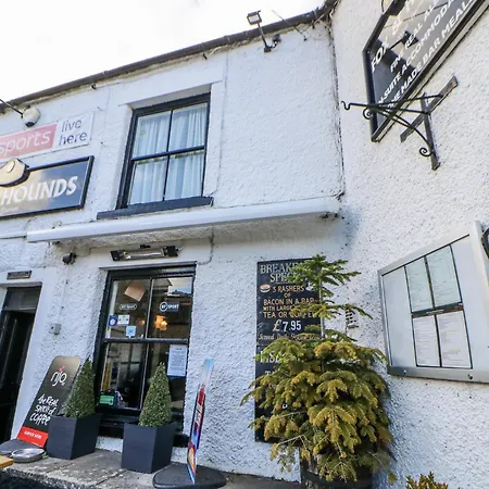 Ivy * Leyburn